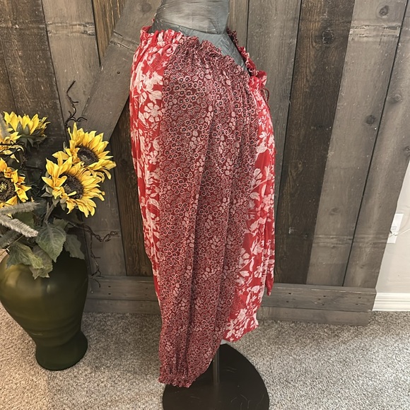 Free People Red Hendrix In A Haze Floral Boho Oversized
Sheer Blouse Top - Picture 7 of 13